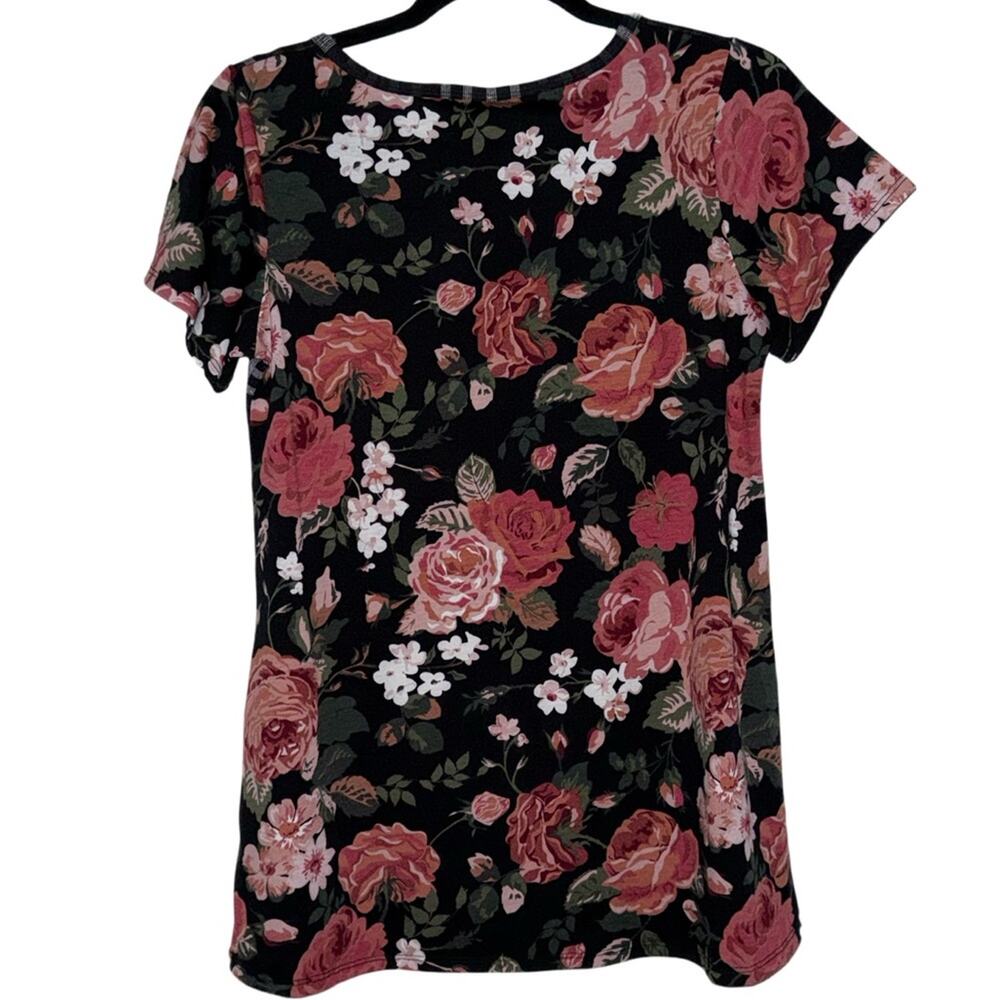 LuLaRoe Black Plaid Tee with Pink Floral Sleeves and Back Sz Small - Picture 2 of 3